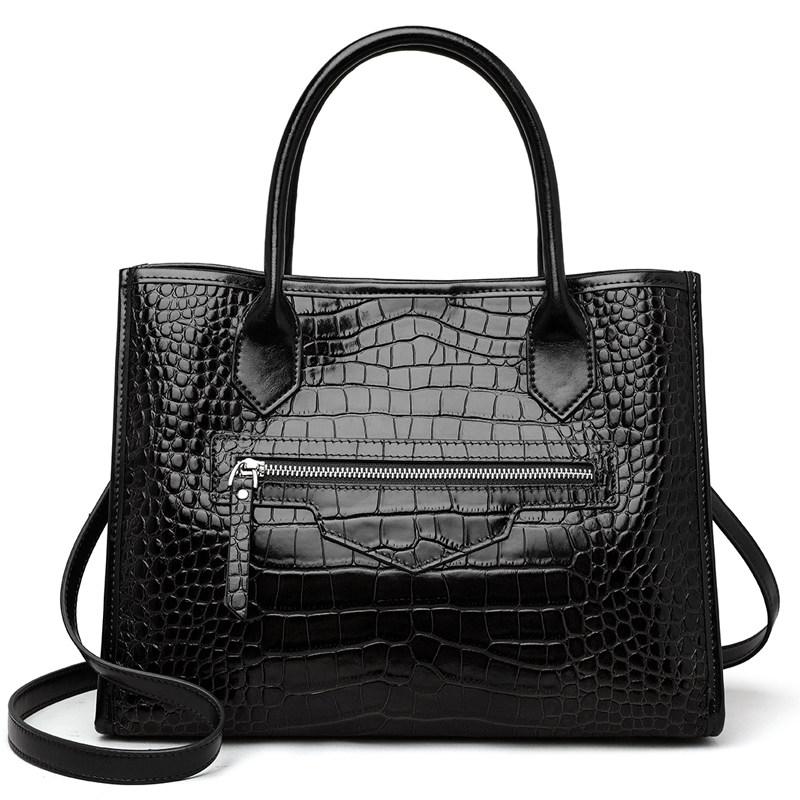 Luxuriöse schwarze Rindsleder-Tragetasche mit Krokodilprägung – Elegant & Praktisch für Reisen