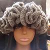Handmade Knit Bucket Hat for Woman Weaving Ruffled Brim Bucket Hat Adult Teens Winter Cycling Fisherman Hat