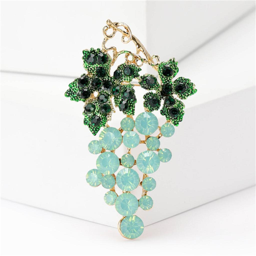 1Pc Korean Creative Grape Brooch for Men and Women Charm Cute Pin Exquisite Trendy Jewelry Accessories Party Birthday Gift 2026