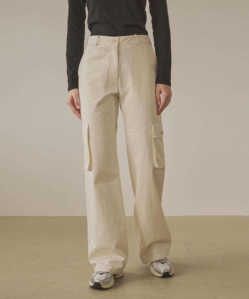 Siyajyu Sipt7087 Feminine Bootcut Cargo Pants_Cream