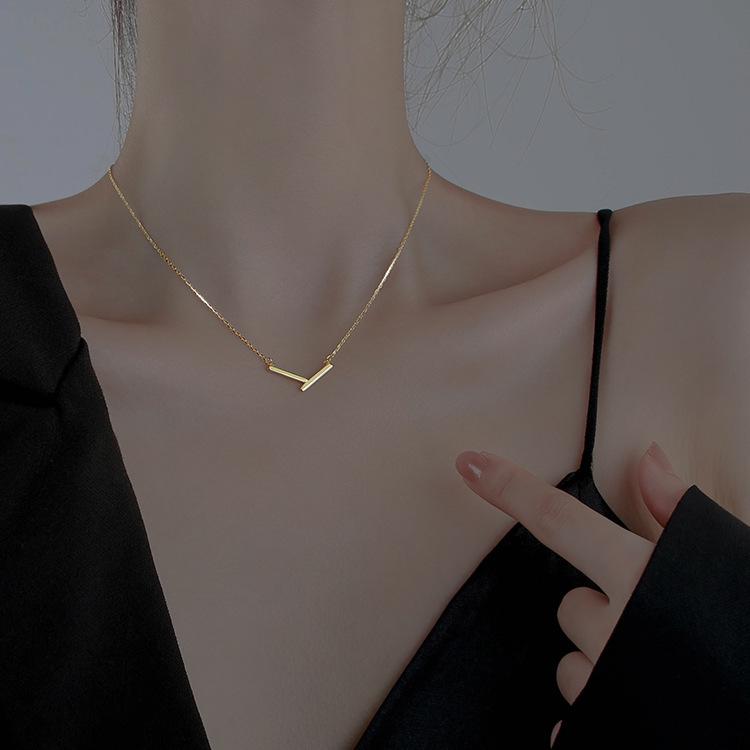 Geometric Irregular V-shaped Necklace Women's Senior Design Sense Niche Simple Clavicle Chain Versatile Temperament Internet celebrity accessories