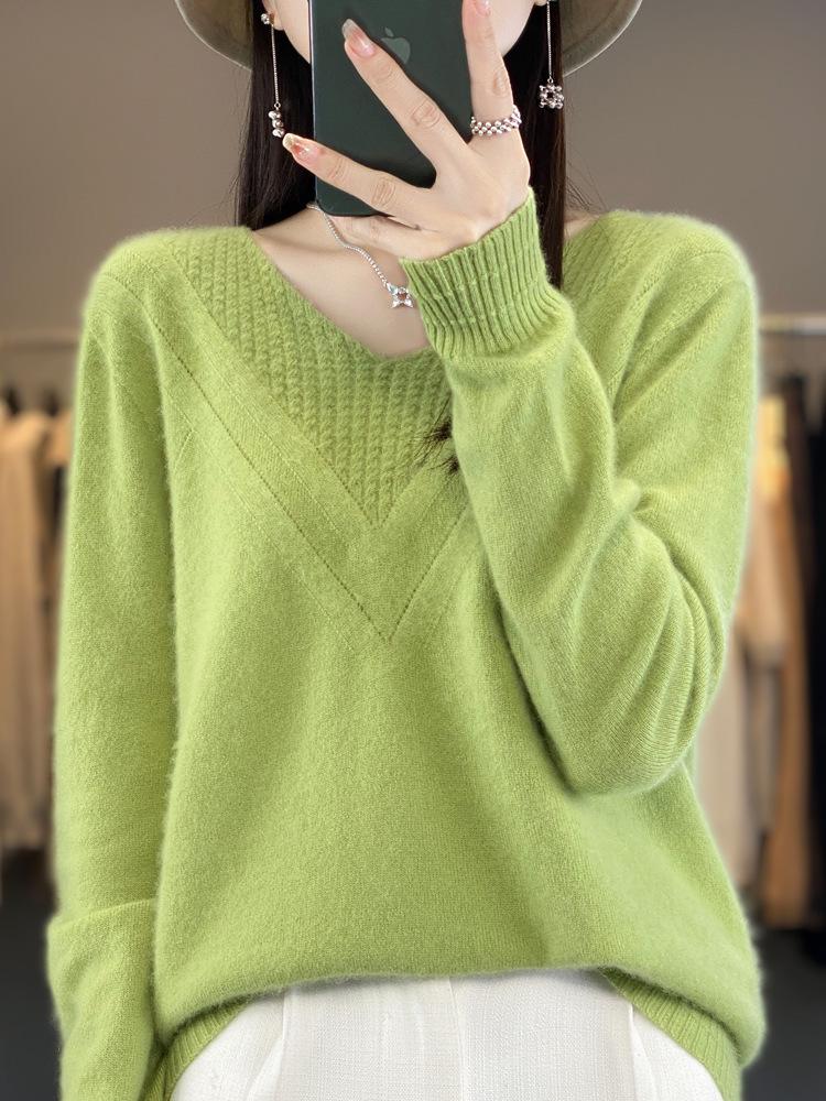 Women's Speckled Yarn Wool V-Neck Sweater - Thick, Loose-Fit, Perfect for Autumn/Winter