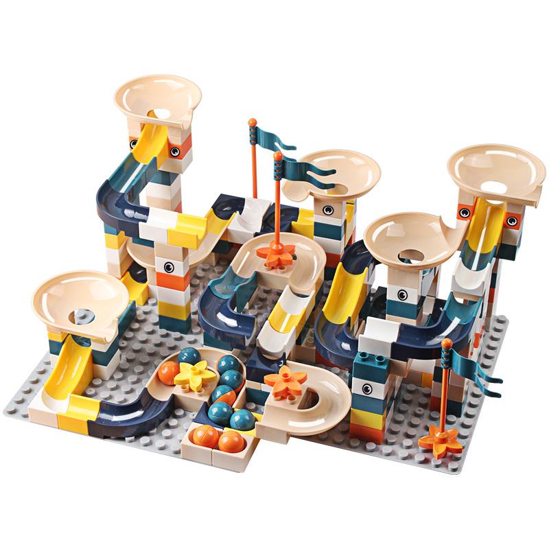 83-332PCS Mramorové závody Běh Cihly Velké Stavební Bloky Trychtýř Skluzavky Bloky DIY Cihly Hračky pro děti Dívky