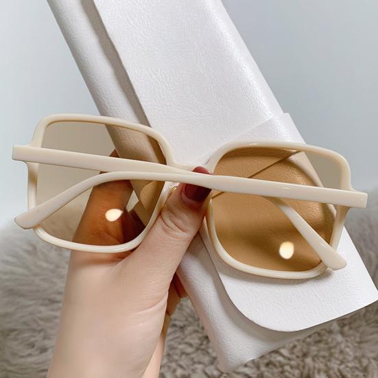 Sunglasses All-match Clear UV-proof` Ultralight Fashion Big Square Frame Gradient Sun Glasses for Taking Vacation