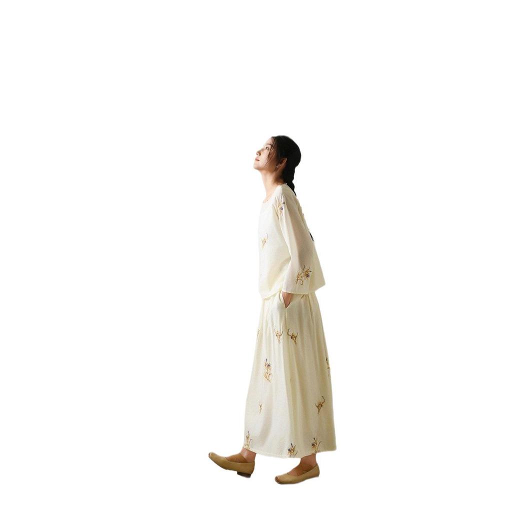 2025 Summer Artistic Retro Cotton Embroidered Half Skirt - Chinese Zen Style for Women