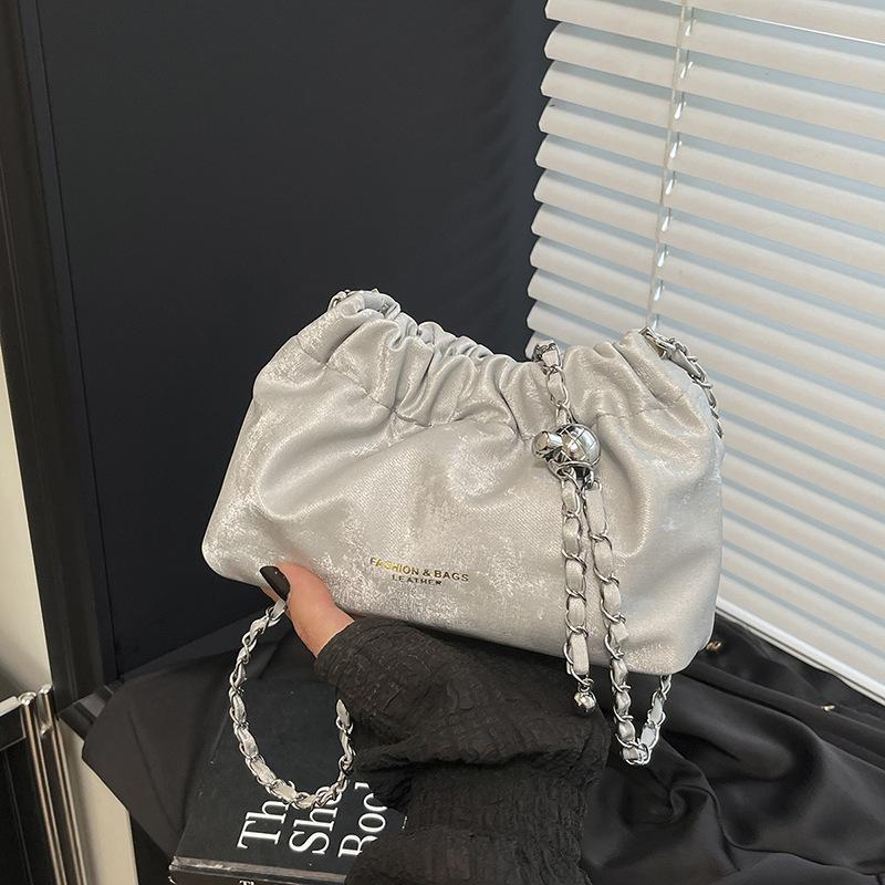 Zarte Nischen-Plissee-Tasche Damen neue Sommer vielseitige Ketten-Umhängetasche Bucket Bag