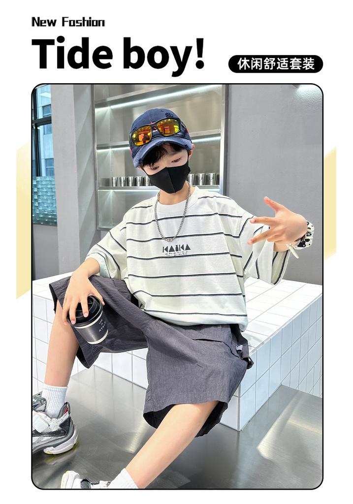Boys' Summer Outfit Set 2026 New Item, Mid Size Children's Summer Boys' Thin Short Sleeved Children's Sports Striped Top, Trendy
