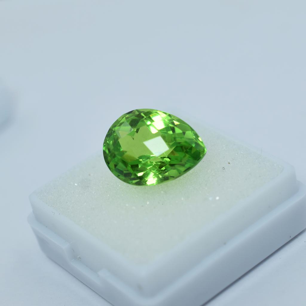 Green Apple Peridot 11.35 Ct Natural Pear Cut   Loose Gemstone