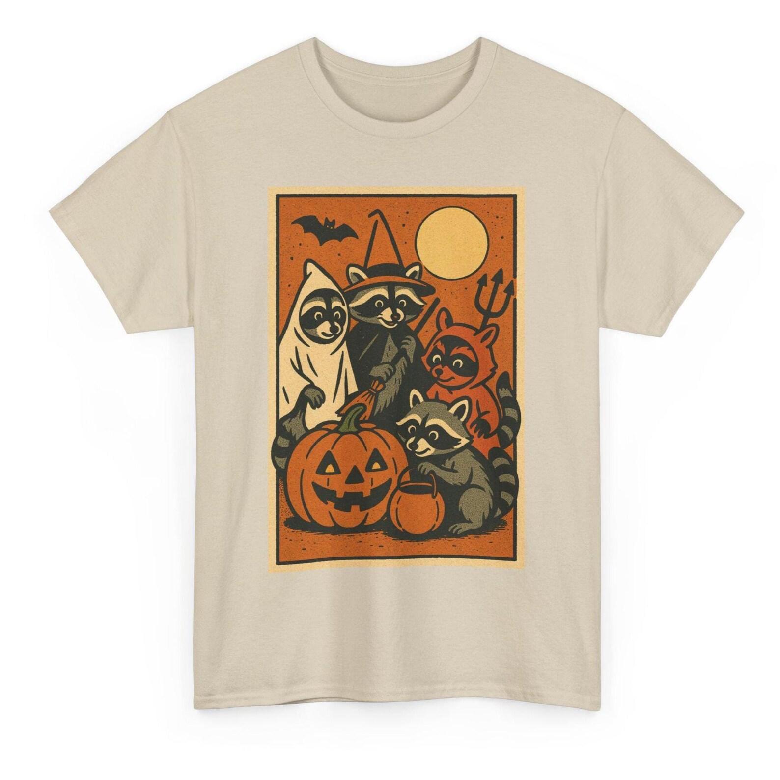 Retro Raccoon Halloween T-Shirt: Funny Spooky Animal Tee M