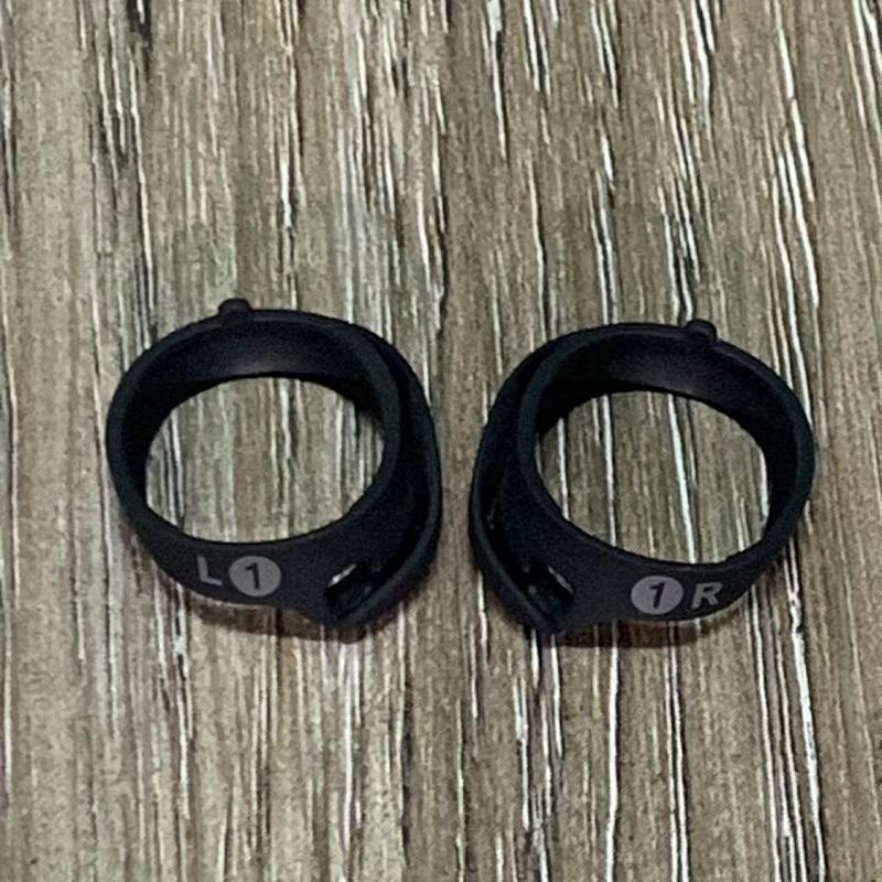 Original silicone ear buds for Bose Quietcomfort Ultra earphone replacement QC Ultra ear tips earbuds eartips spare parts Black size 1 ring