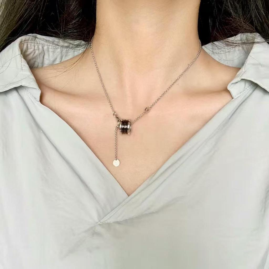 18K Gold Little Red Man Black Ceramic Necklace, Charity Edition, CNC Spring Clavicle Chain, Live Stream Style