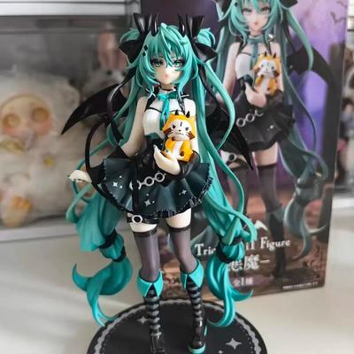 Figurine d'Action Modèle Jouets Mignonne Modèle d'Action PVC Collection Accessoires de Bureau Cadeau Anime Hatsune Miku 19CM Petit Diable Raton Laveur