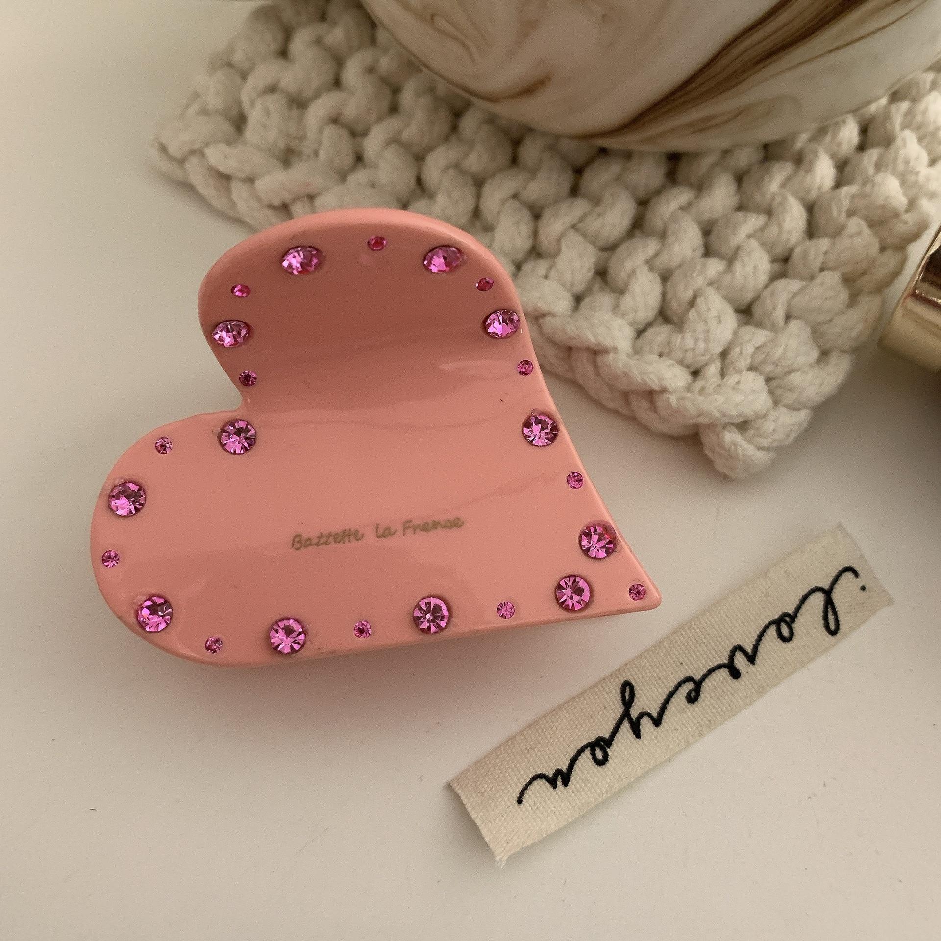 

Acetic Korean Handcrafted Acid Heartshaped Crystal Hair Clip Ultra Sparkling Clip With A Touch Elegance Of StyleA