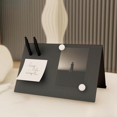 Pizarra Magnética de Escritorio 2D con Insignia y Exhibidor de Tarjetas