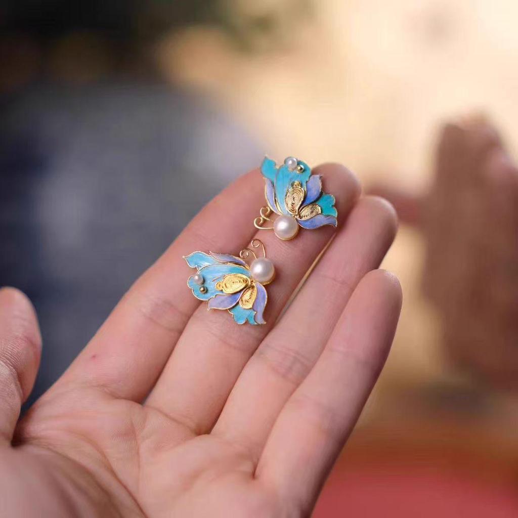 Luxury Court-Style Sterling Silver Filigree Enamel Butterfly Earrings