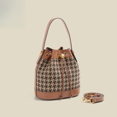 Fashionable Single-shoulder Crossbody Bag, Niche Checkered Bucket Bag, Retro Large-capacity Handbag