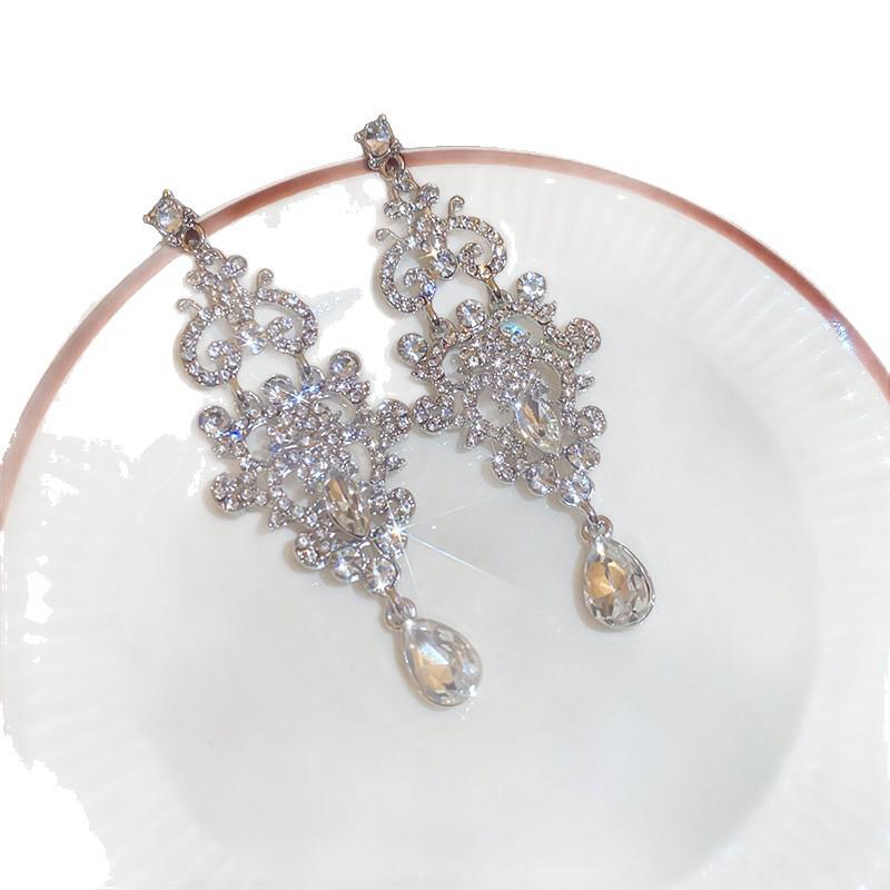 Silver Needle Korean Court-Style Rhinestone Water Drop Earrings: Elegant High-End Fashion Ear Studs