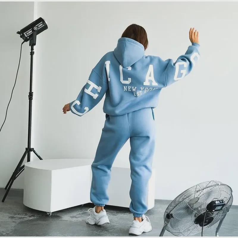 2023 Autumn/Winter Women's Fashion: Printed Plus Velvet Thickened Loose-Fit Sweatshirt & Trousers Set