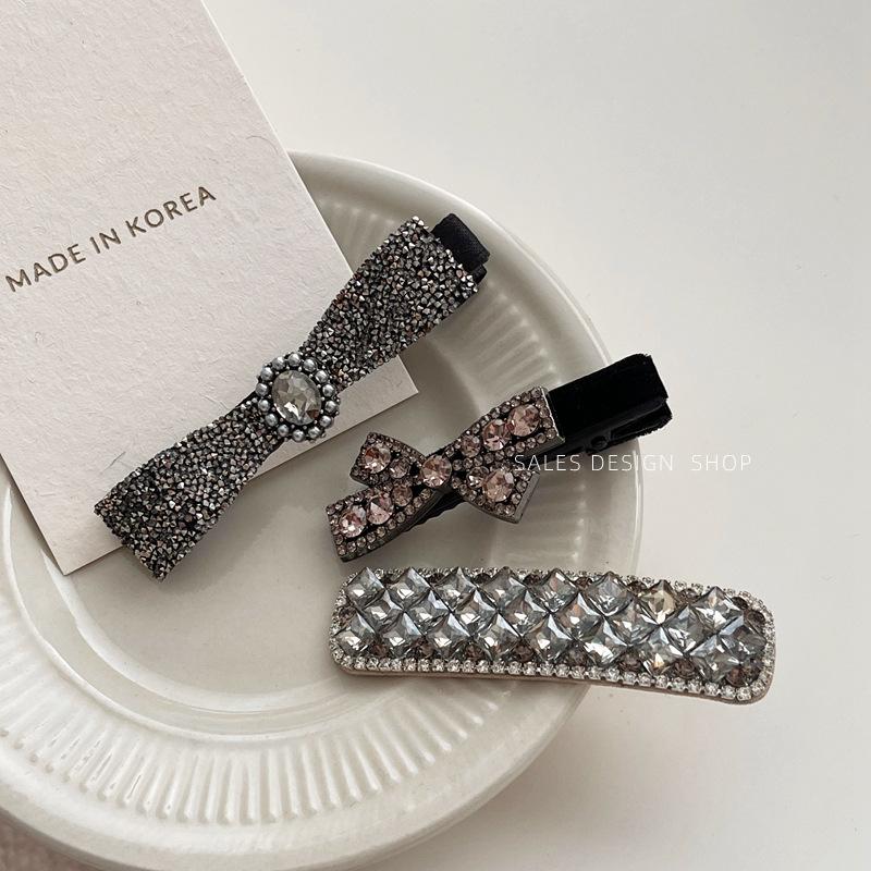 Elegant French Rhinestone Bow Hair Clip - Luxury Duckbill Design for Fashionable Temperament