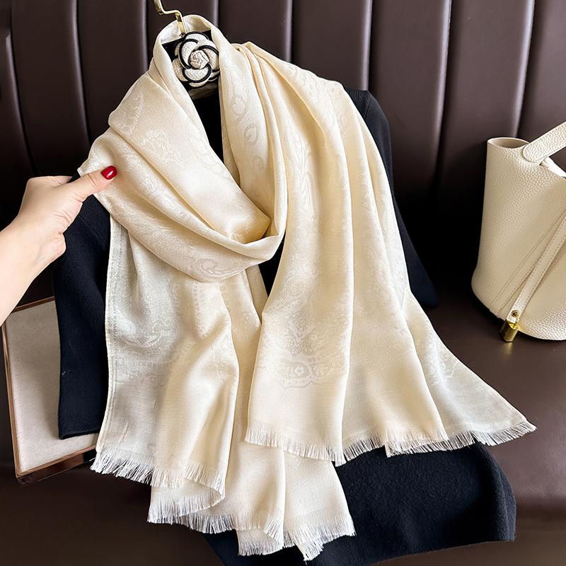 New Fashion Winter Bohemia Warm Soft Cashmere Jacquard Pashmina Scarf for Women Bandana Shawl Headband Foulard Bufanda