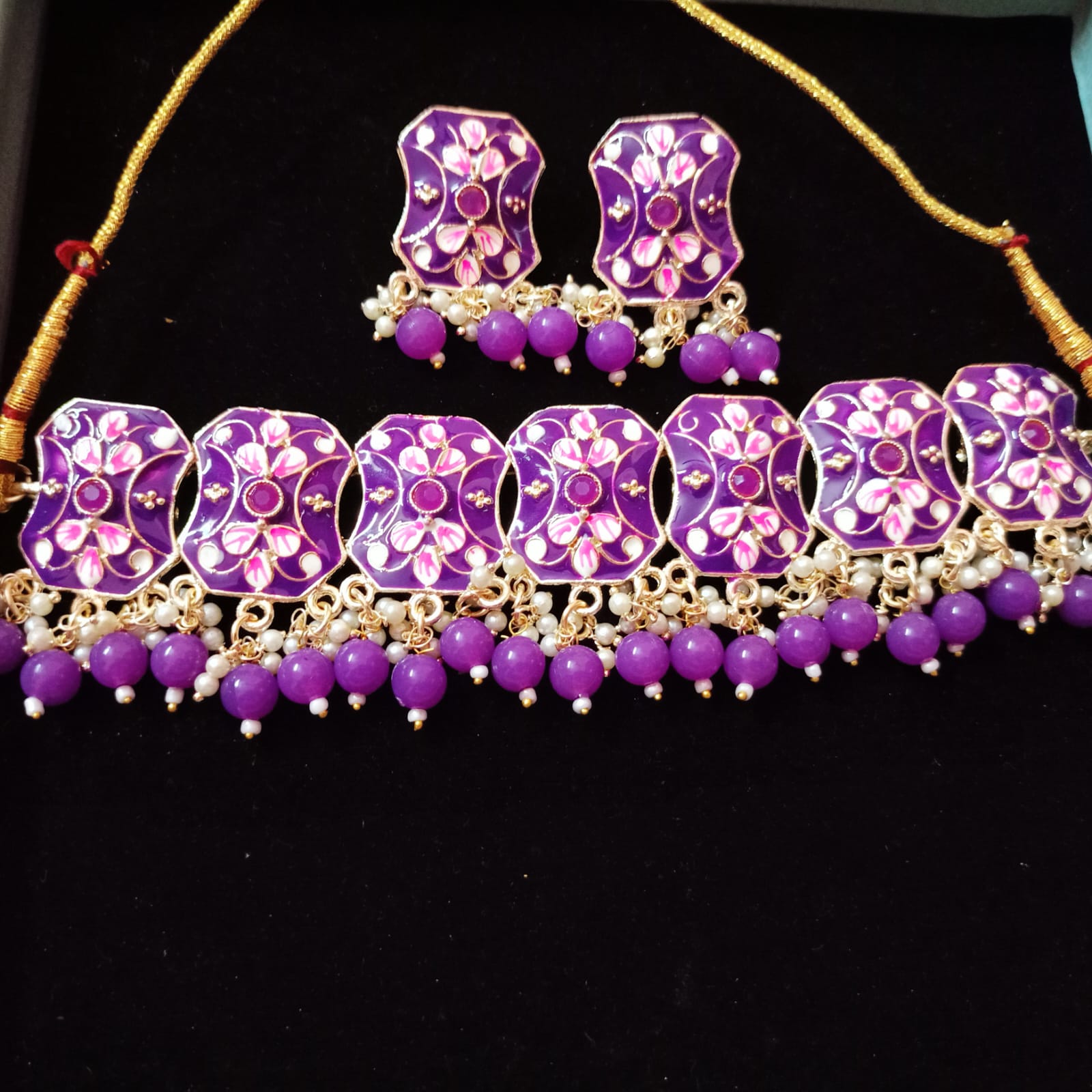 

Жемчуг и камень золотого тона обитые индийским модным комплектом ювелирных изделий для женщин