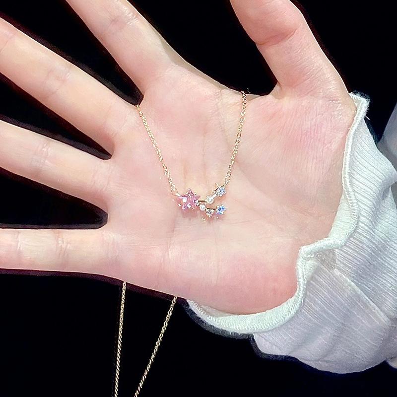 

Звездное ожерелье Женское легкое роскошное нишевое блестящее циркониевое розовое бриллиантовое метеоритное ключичное ожерелье из нержавеющей стали Темпераментное ожерелье Желающая звезда