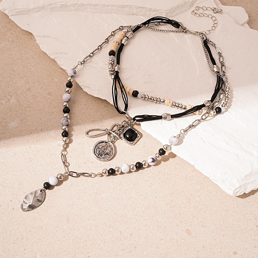 Multi-Layer Irregular Leaf Pendant Necklaces Vintage Colorful Beads Collarbone Chain Jewelry for Women