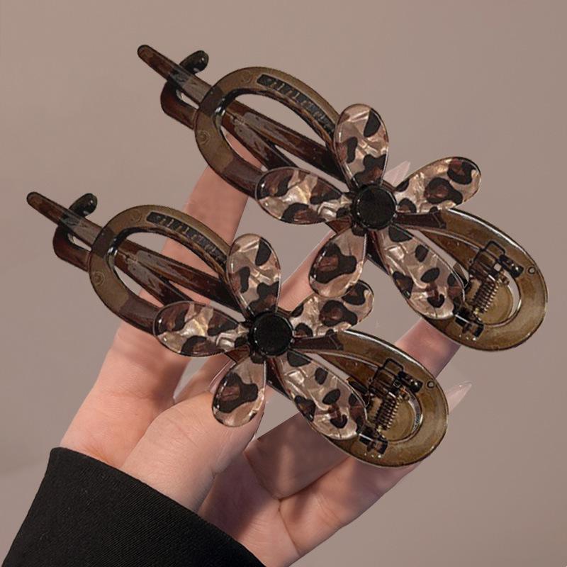 High-End French Retro Leopard Print Hair Clip: Versatile Flower Headpiece for Updo Styles