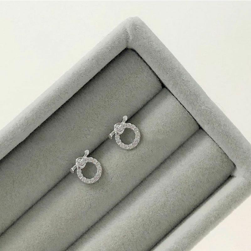 Minimalist Compact Circle Knotted Versatile Earrings and Earrings with Versatile Temperament and Versatile New Style