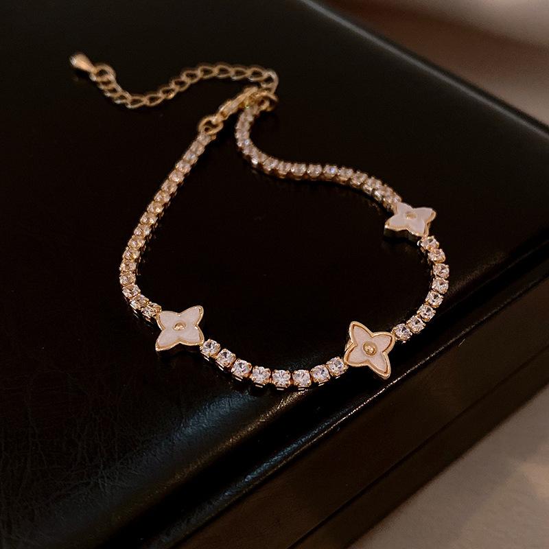 Bracciale Regolabile in Oro Vero Galvanizzato con Zir*****val Diamond, Lusso Leggero, Bracciale alla Moda di Alta Gamma, Gioiello Versatile per il Pendolarismo