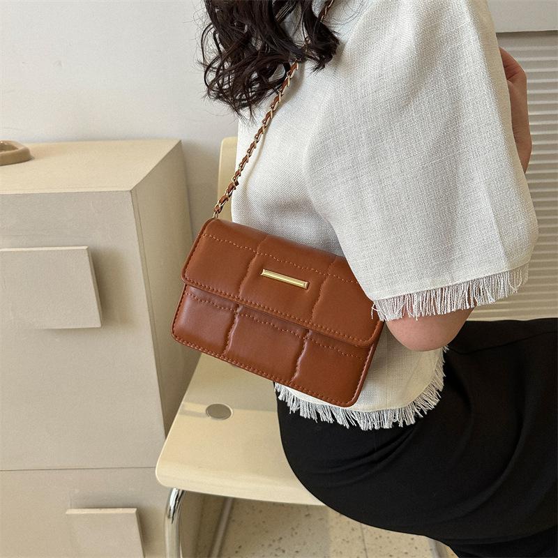 Simple Casual Shoulder Messenger Bag Small Square Bag 2025 Summer New Solid Color Plaid Underarm Bag Casual Commuter Bag