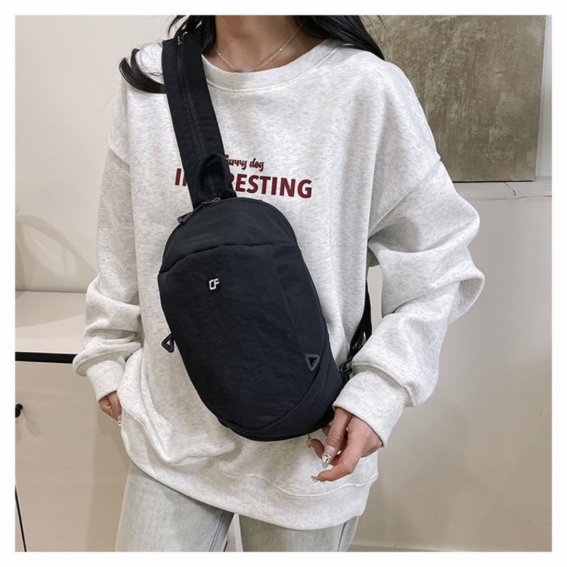 New Canvas Women's Simple and Fashionable Versatile Bag Shoulder Bag Green and Young Diagonal Span Shoulder Three-purpose Bag