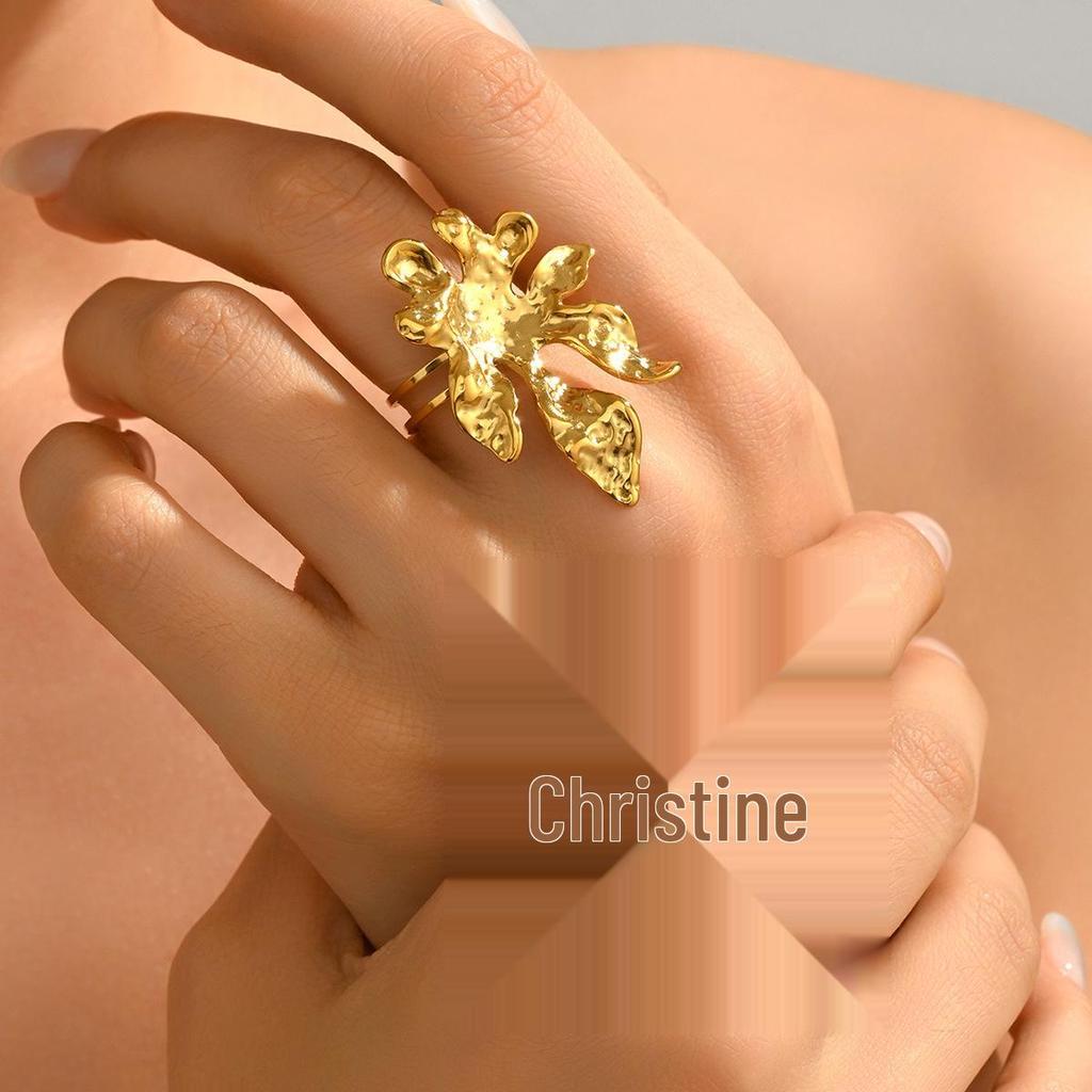Hammered Floral Ring: Women's Irregular Retro Style in Stainless Steel