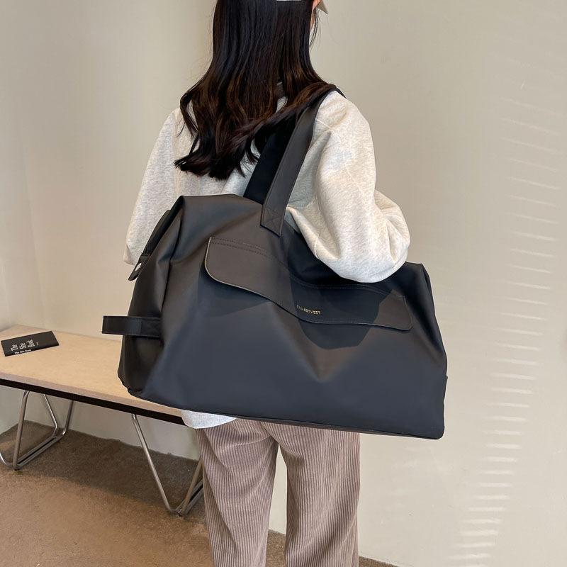 Travel Bag Swimming Vacation Luggage Large Capacity Yoga Fitness Bag Commuter Shoulder Bag Boarding Travel Bag
