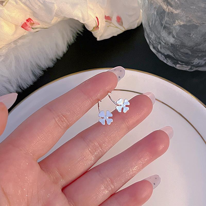 S925 Silver Stud Earrings Women's Ear Hole Earrings Niche Design Earbone Studs High-end Earrings