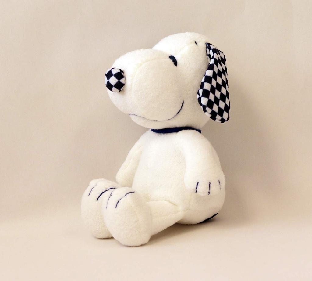 Yoshitoku Snoopy Checkered Plush Toy 182023