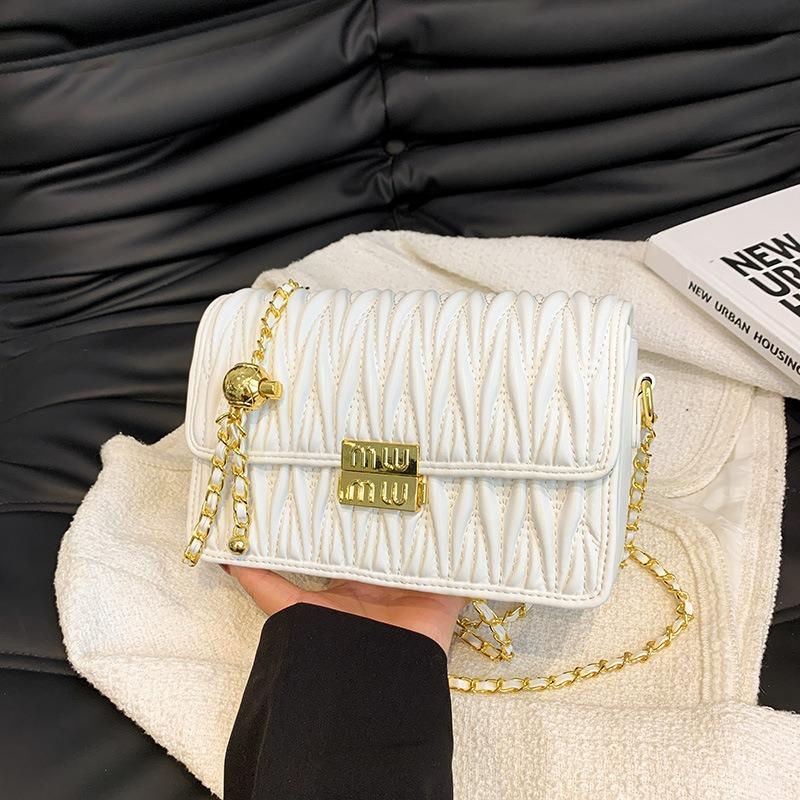 New Shoulder Crossbody Women's Bag Chain Fashion Trend Small Square Bag Pleated Small Bag