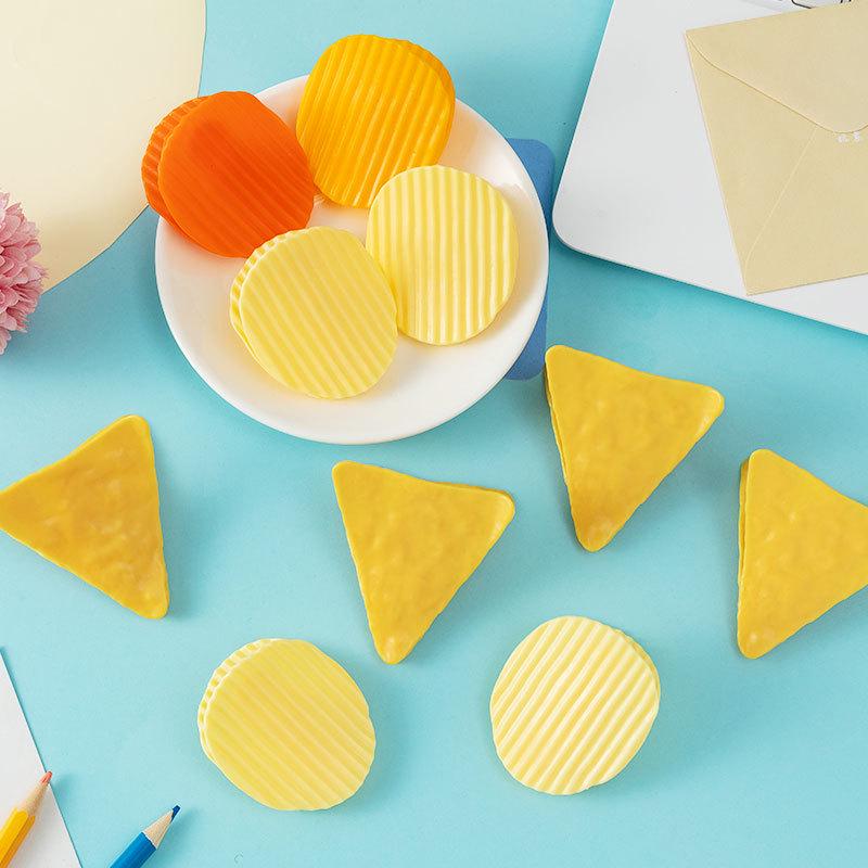 Cute Chip Clip: Creative Storage & Sealing Solution for Snacks, Food Preservation, and Office Use. Moisture-Proof and Practical.