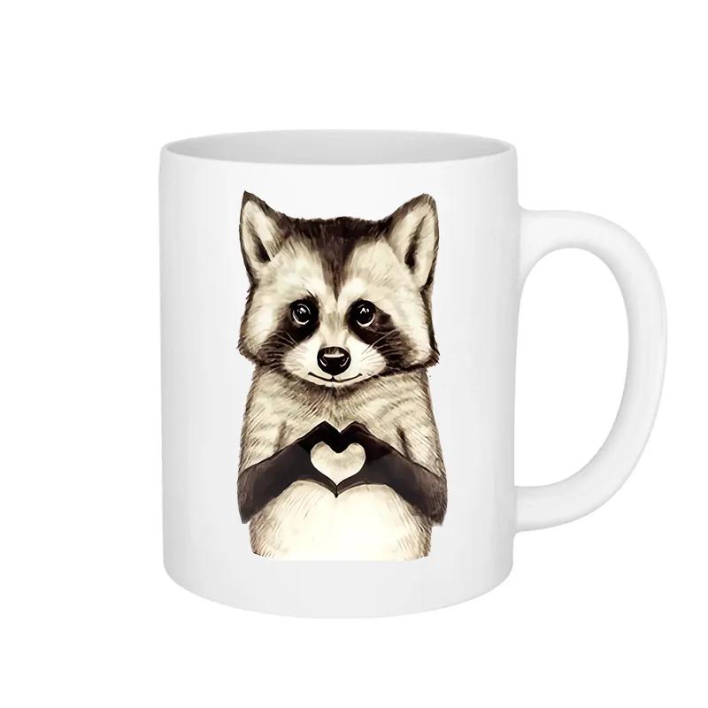 

1 шт. Керамическая кружка с изображением енота, 11 унций, большая молочная чашка, забавные кофейные чашки с рисунком для лучшего друга и семьи, подарки на день рождения для любого случая 11OZ