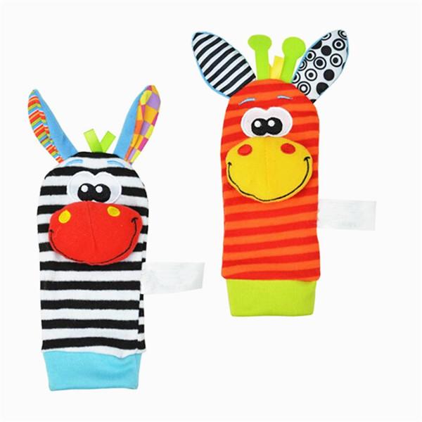 

4 шт., детские игрушки с героями мультфильмов, детские погремушки, детские игрушки для новорожденных, мягкие плюшевые носки, детская игрушка-погремушка 03 оранжевый