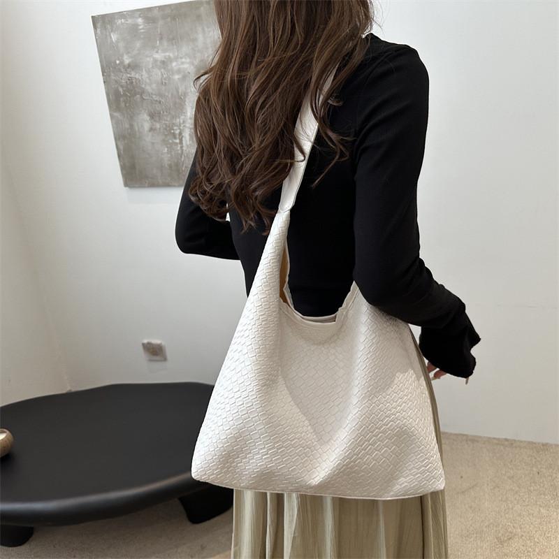 Trendy Street Style Pu Bucket Tote Bag Set Ideal For Daily Use With Magnetic Closure