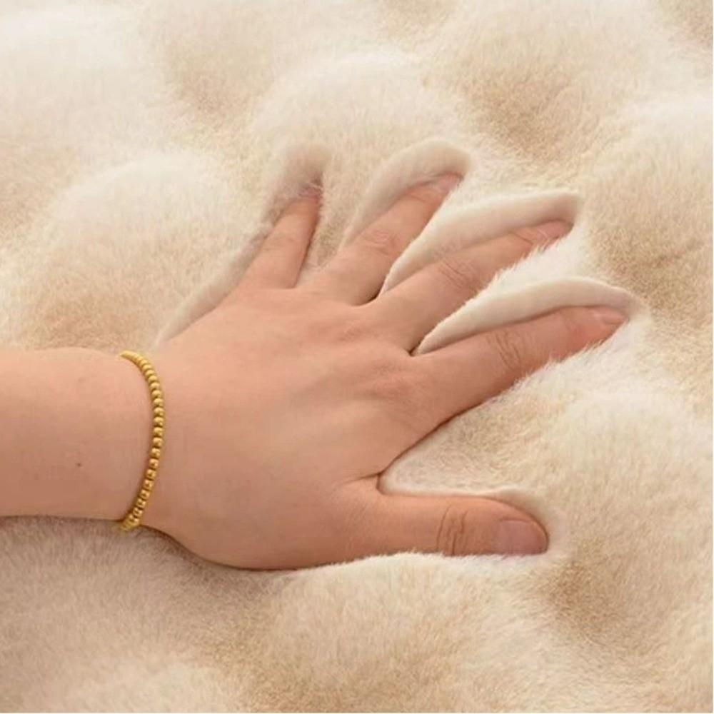 Comfortable Ultra-Soft Pet Mat Keep Warm Thicken Cat Bed Mat Warm Dog Blanket Cats