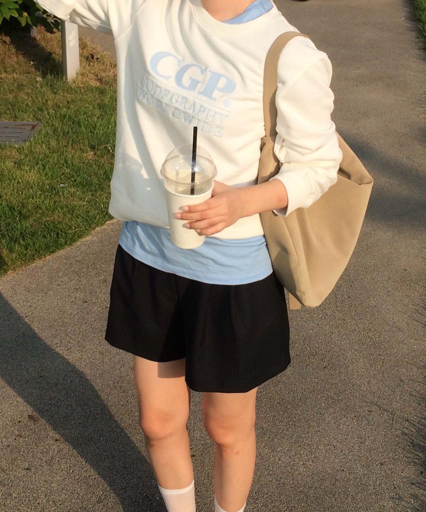 CGP (Women) Square Logo Sweatshirt_Off-White