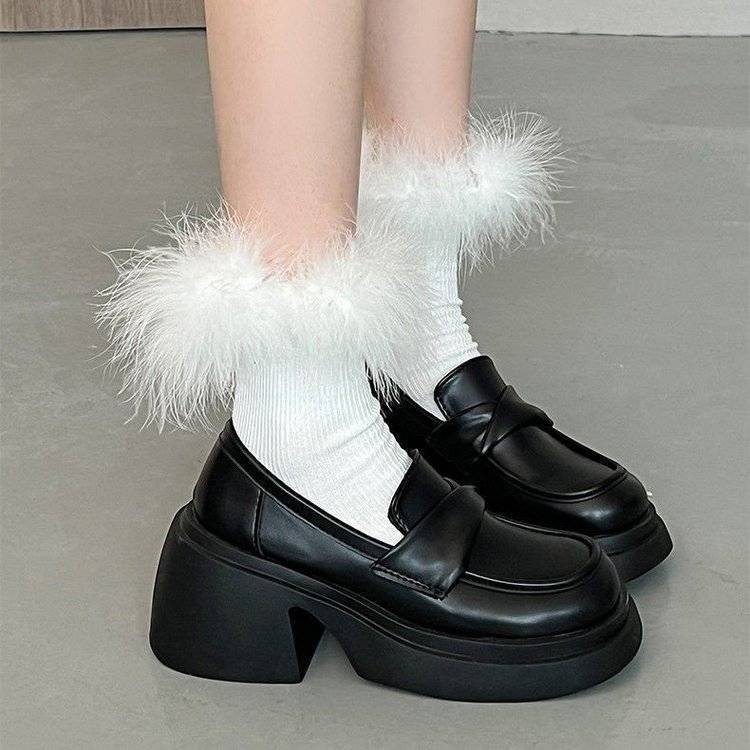 Plateau dicker Absatz Französisch Weiß High Heels Damen 2025 neu Frühling und Herbst Britisch vielseitig Mori Slipper kleine Lederschuhe