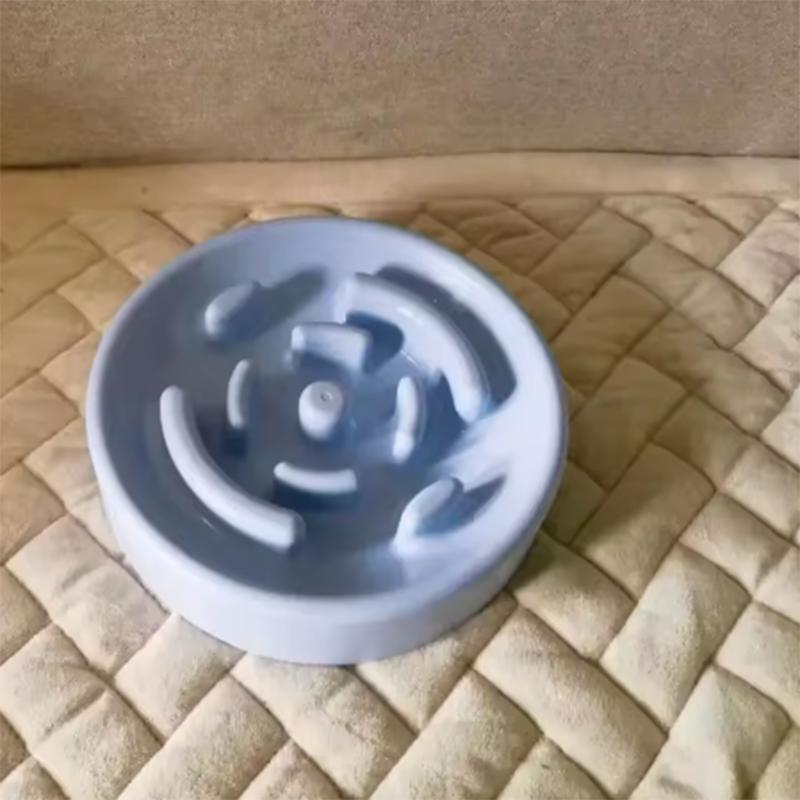 Slow Feeder Plastic Pet Bowl Anti-choking cat Puzzle Food Bowl Pet Slow Feeding Basin For Anxiety Relief
