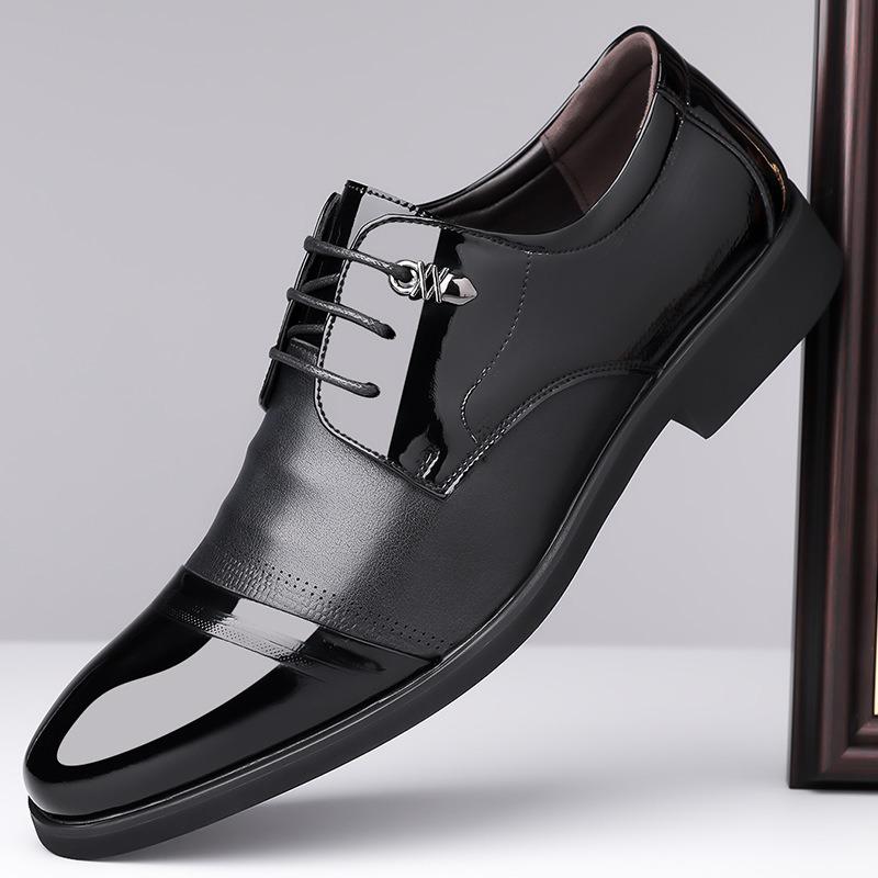 FashionBritish Patent Leather Men's Derby Shoes Designer Soft-soled Black Man Wedding Shoes Fashion Casual Business Male Dress Shoe