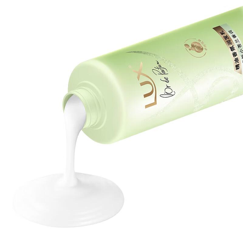 LUX Fresh Freesia Scent Conditioner