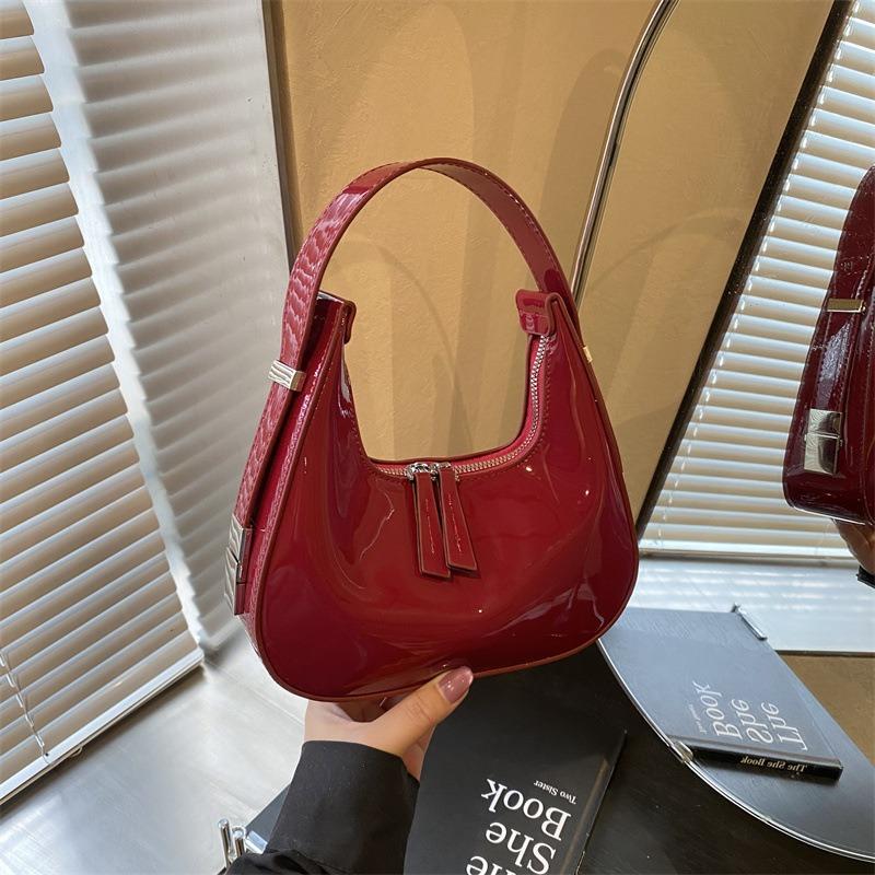 Niche design patent leather handbag women's new spring fashion versatile shoulder bag underarm bag