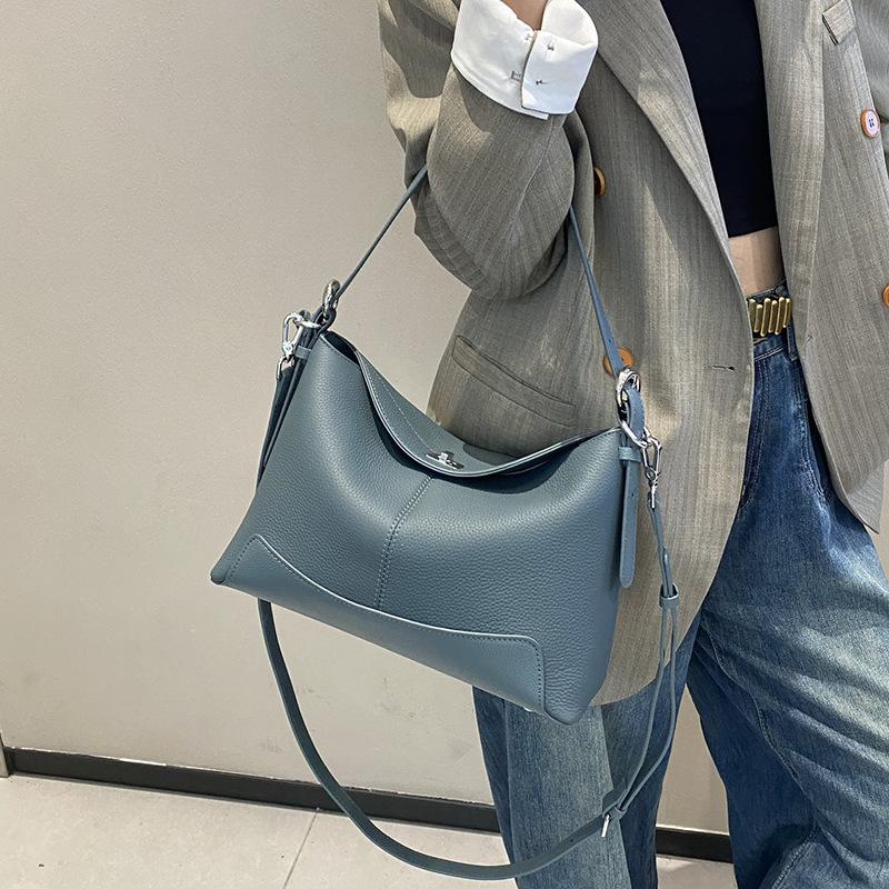 Retro Large-capacity Genuine Leather Crossbody Underarm Bag Fashionable Cowhide Single-shoulder Women's Bag
