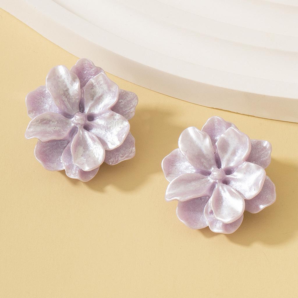 Big White Camellia Flower Stud Earring for Female Simple Sweet Acrylic Resin Ear Jewelry Wedding Best Friend Christmas Gift